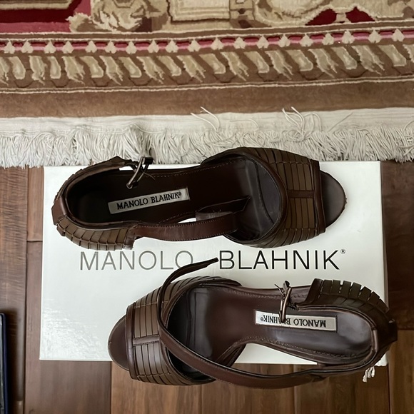 Manolo Blahnik size 6b (36) khaki - Picture 1 of 6